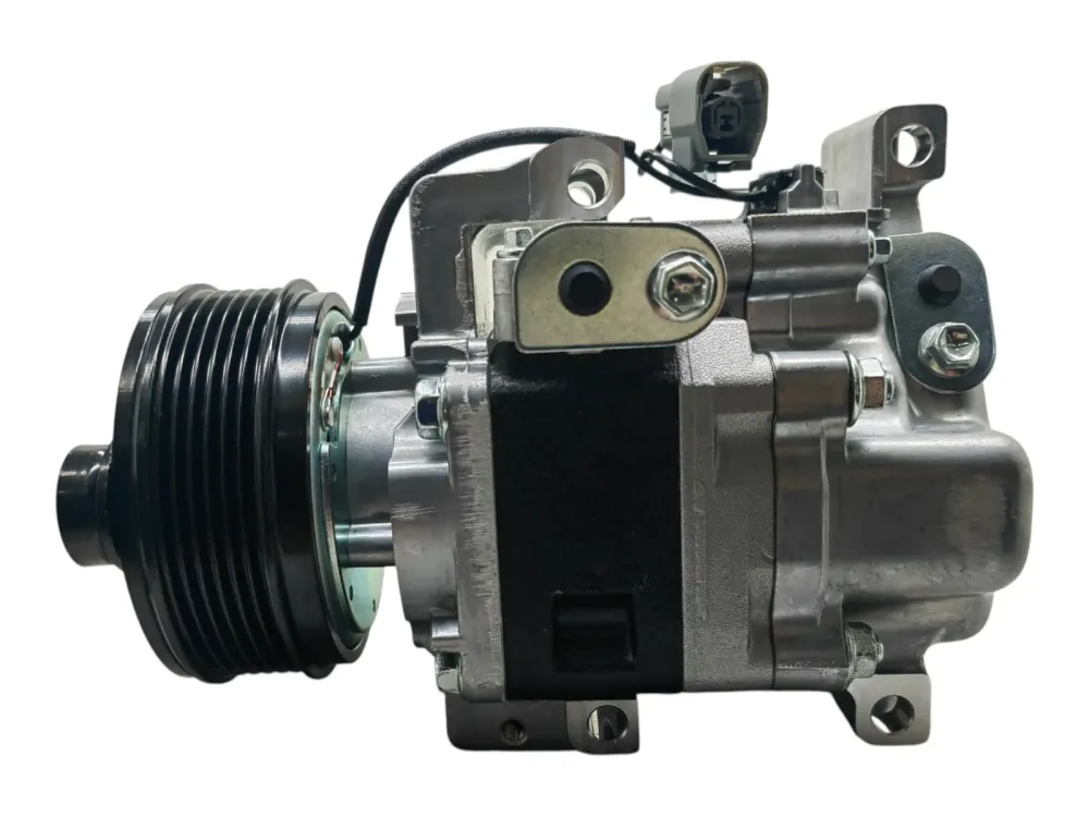Компрессор кондиционера Mazda CX7 2.3