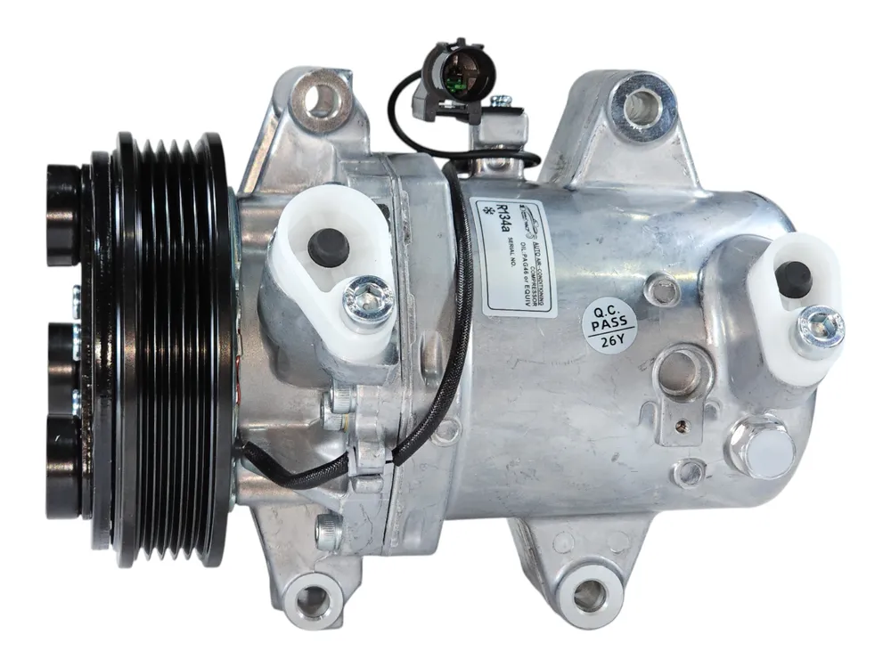 Компрессор кондиционера Mitsubishi L200 2.4L DTi