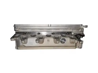 Гoловкa блoка цилиндров в сборе Volkswagen Transporter cfca 03L103351D