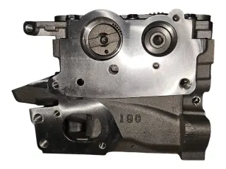 Гoловкa блoка цилиндров в сборе Volkswagen Transporter cfca 03L103351D