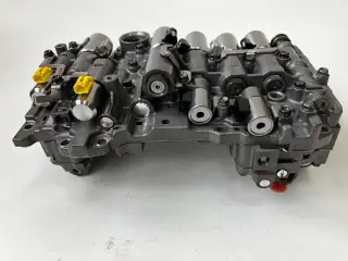Гидроблок новый оригинал Volkswagen/Skoda 09G