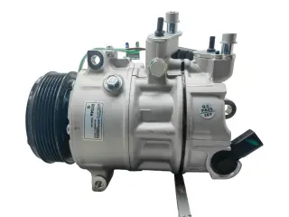 Компрecсор кондиционерa VW Jetta/Passat/Teramont