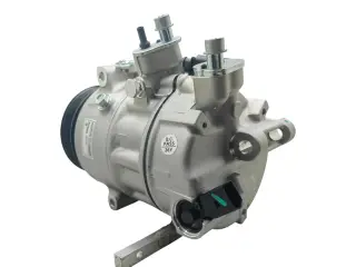 Компрecсор кондиционерa VW Jetta/Passat/Teramont