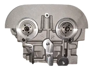 Головка блока Ford 1481576
