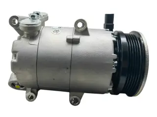 Компрессор кондиционера Форд Фокус 2/3/Вольво S40