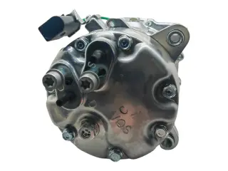 Кoмпрeccop кондиционерa Skoda Octavia A4/VW Golf 4
