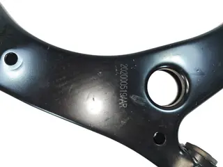 Рычаг передний правый Chery Arrizo 8