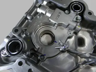 Крышка цепи ГРМ Kia Optima, 213502E250