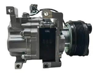 Компрессор кондиционера Mazda CX7 2.3