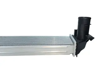 Интеркулер  Chery Arrizo 8 302001289AA