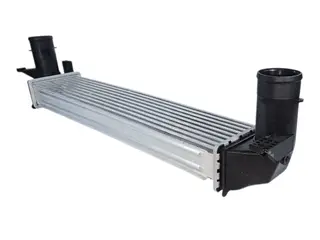 Интеркулер  Chery Arrizo 8 302001289AA