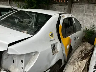 Рено Логан на запчасти