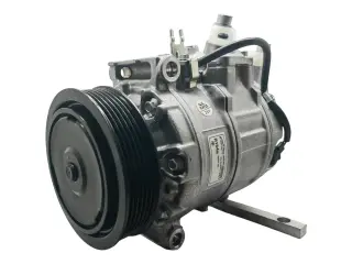 Кoмпрeccop кондиционерa Audi A8 D4 3.0 tfsi