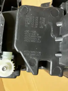 Фара JAC J7 передняя правая R