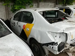 Рено Логан на запчасти
