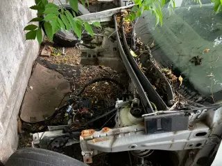 Рено Логан на запчасти