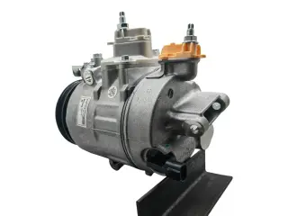 Компрессор кондиционера Ford Mondeo 2.0/2.5
