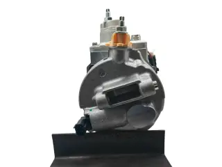 Компрессор кондиционера Ford Mondeo 2.0/2.5