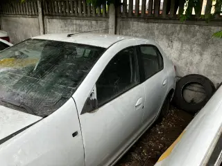 Рено Логан на запчасти