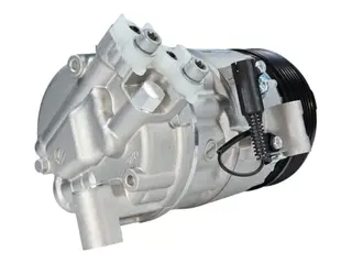Компрессор кондиционера BMW 3 / X3 E46 2.0