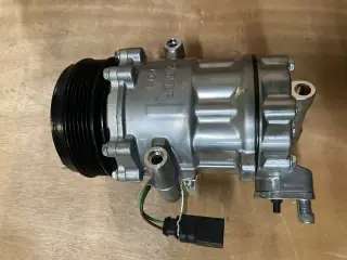 Компрессор кондиционера Volkswagen Polo Sedan 6RD820803