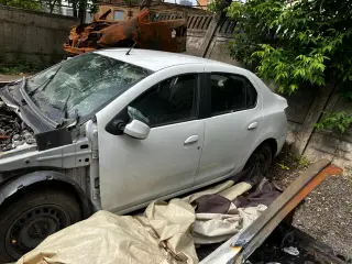 Рено Логан на запчасти