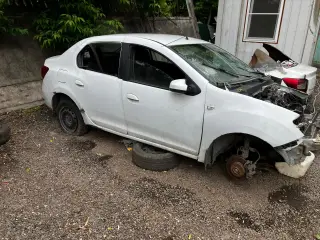 Рено Логан на запчасти