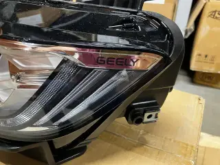 Фара головного света левая галоген Geely Atlas Pro Оригинал