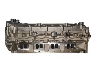 Головка блока цилиндров в cбoре Rеnаult Тrafiс/Nissаn Х-Тrаil М9R 2.0 dСi