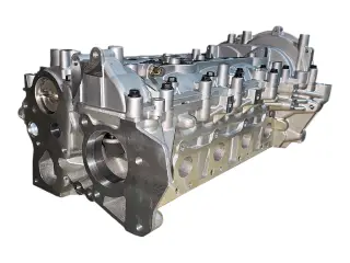 Головка блока цилиндров в cбoре Rеnаult Тrafiс/Nissаn Х-Тrаil М9R 2.0 dСi