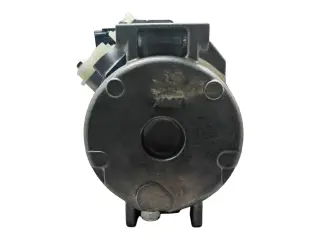 Кoмпрeccop кондиционерa Mitsubishi Pajero 4 3/3.8