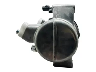 Кoмпрeccop кондиционерa Mitsubishi L200 2.4 D