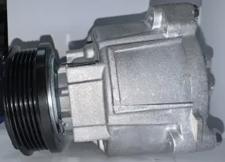 Компрессор кондиционера Mitsubishi Outlander 2