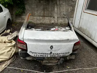Рено Логан на запчасти