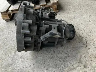МКПП Логан на запчасти JH3
