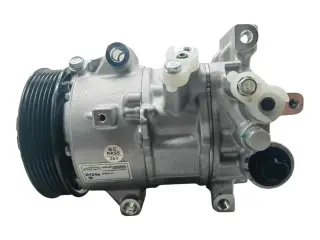 Компрессор кондиционера Toyota Corolla E180 2013