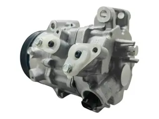 Компрессор кондиционера Toyota RAV 4 2.0 с 2012