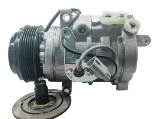Компрессор кондиционера Land Cruiser 200 4.7