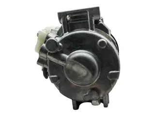 Компрессор кондиционера Toyota Land Cruiser 200