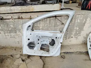 Дверь правая передняя RENAULT Logan II 2020