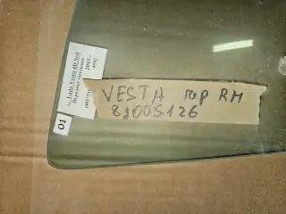 Стекло боковое RH VESTA, 8G005126