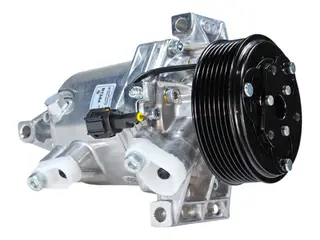 Компрессор кондиционера Nissan Juke 1.6