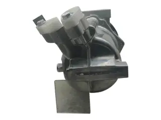Компрессор кондиционера Renault 15-, Nissan 16-