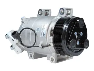 Компрессор кондиционера Infiniti qx56 926007s000