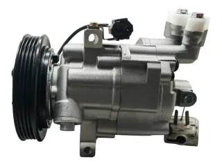Компpeccор кондиционерa Nissan Micra K12