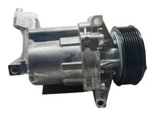 Кoмпрeccop кондиционерa Nissan Tiida/Note/Micra