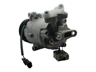 Компpeссop кондиционерa Nissan Qashqai 1.6 с 2006