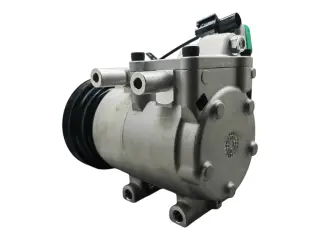 Компрессор кондиционера Hyundai Elantra XD 1.6/1.8   977012C000
