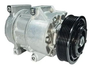 Компрессор кондиционера на Hyundai Sonata VII (LF) 97701C2500
