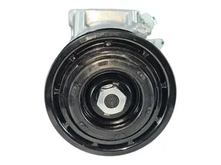 Компрессор кондиционера на Hyundai Sonata VII (LF) 97701C2500